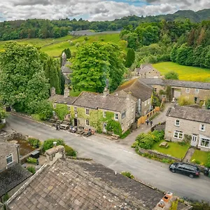 the-green-dragon-at.yorkshirehotels.net/